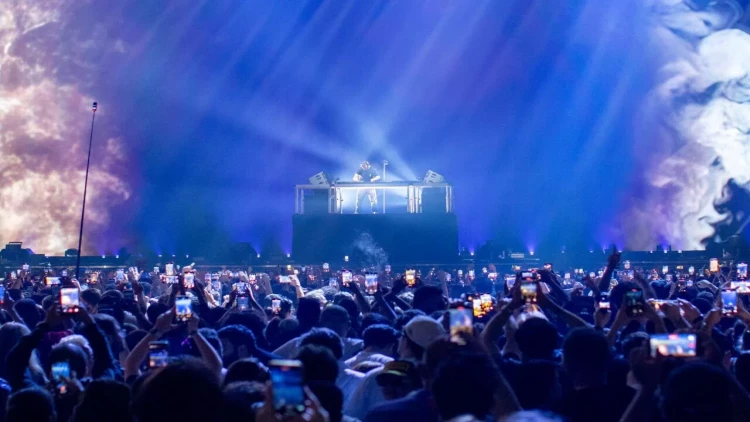 Glass Animals və Martin Garrix Bakıda səhnə aldı - FOTOlar