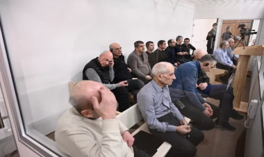 Əksəriyyəti həbs qətimkan tədbirlərinin ev dustaqlığı ilə əvəz olunmasını xahiş ediblər