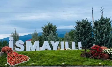 İsmayıllının girişindəki tikili niyə sökülüb? - VİDEO