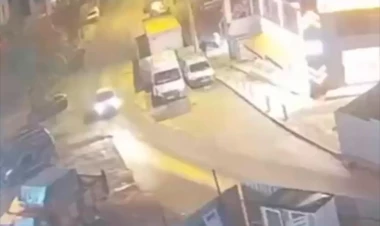 Türkiyədə faciəyə səbəb olan binanın çökmə anı - VİDEO