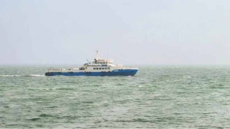 Küləkli hava şəraiti ilə bağlı gəmilərə xəbərdarlıq edildi