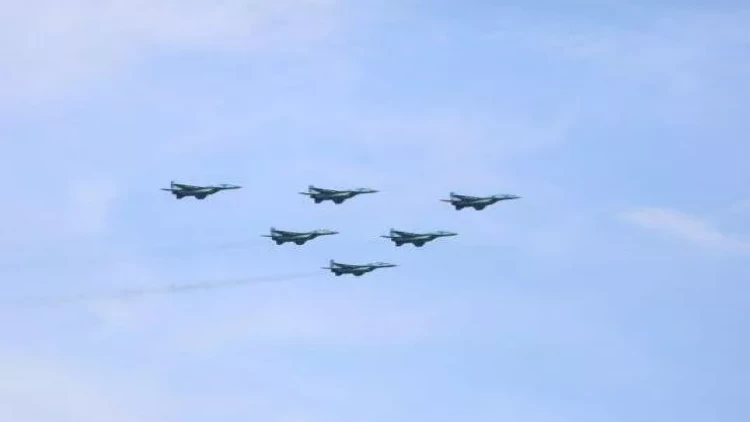 Ukrayna 250 yeni döyüş təyyarəsi almaq istəyir