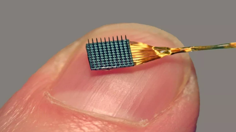 Fikri səsə çevirən çip hazırlanır