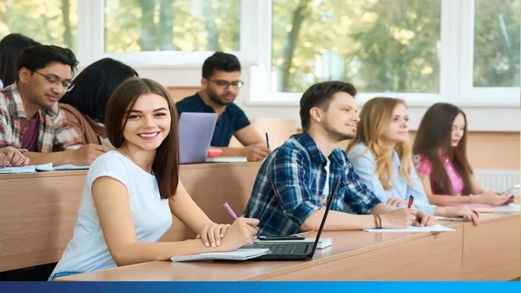 Bu universitetdə bəzi ixtisaslarda dərslər 4 gün olacaq - RƏSMİ