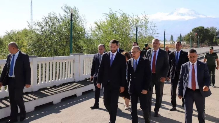 Türkiyənin xüsusi nümayəndəsi Ermənistanda