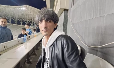 Balaəli ən yaşlı fanatı ilə - VİDEO