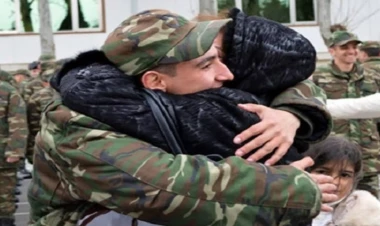 Gənc əsgərlərlə görüşə məhdudiyyət qoyuldu - RƏSMİ