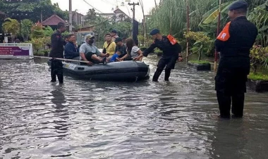 Torpaq sürüşməsi və daşqın Balidə həyatı iflic etdi - VİDEO