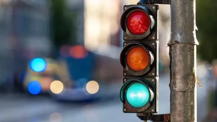 İşıqforlar kökündən dəyişir, yeni rəqəmsal ekran əlavə olunur