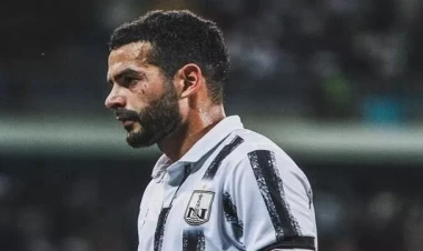 Emin Mahmudov Azərbaycan millisinin tarixinə düşdü