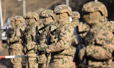 Bu hərbi qulluqçulara rütbələr yeni qaydada veriləcək