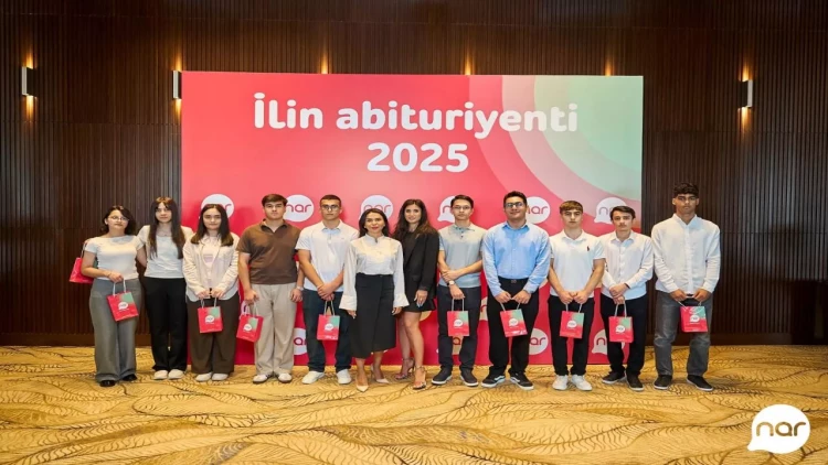 “Nar” ilin ən uğurlu abituriyentlərini mükafatlandırdı - FOTOlar