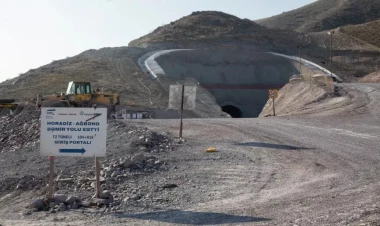 Horadiz–Ağbənd dəmir yolunun tikintisi gələn il başa çatdırılacaq - FOTO