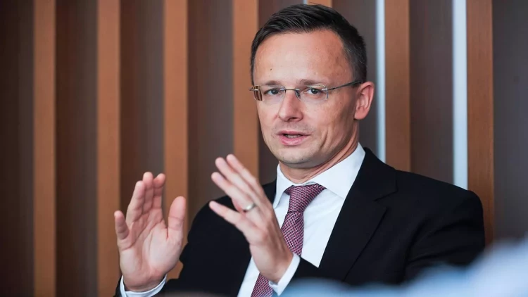 Bu gün Avropa liderləri Prezident İlham Əliyevlə şəkil çəkdirmək üçün növbəyə düzülür - Siyarto