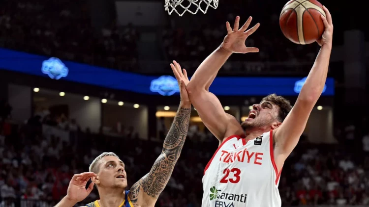 Türkiyəni Avropa çempionatının favoriti də dayandıra bilmədi