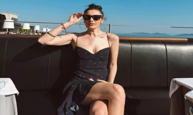 Tanınmış aktrisa canlı yayımda huşunu itirdi - VİDEO