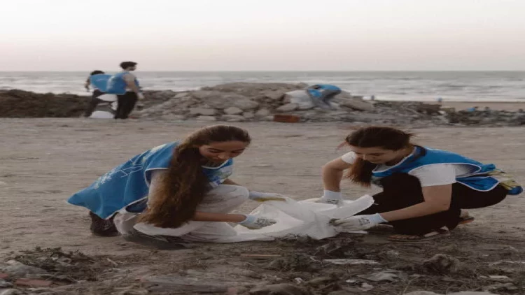 Leyla Əliyeva və Arzu Əliyeva Bilgəhdə təmizlik aksiyasında iştirak ediblər - FOTO