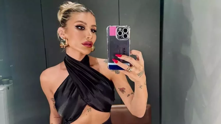 İrem Derici xəstəxanalıq oldu – Başına 10 tikiş qoyuldu, konsertləri ləğv edildi