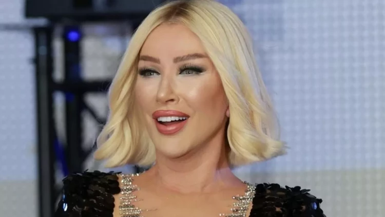 Seda Sayanı aldadıb 35 minini aldılar