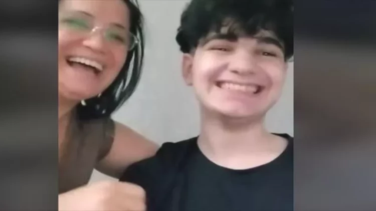 Sevincləri ilə hamını kövrəltdilər - VİDEO