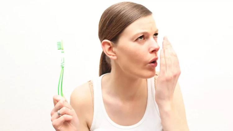 Ağız qoxusundan belə xilas olun