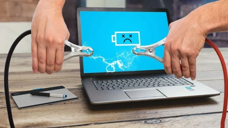 Notbuk istifadəçiləri üçün vacib məsləhət: Batareyanızın vəziyyətini belə yoxlayın