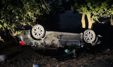 İsmayıllıda avtomobil aşdı: Yaralılar var - FOTO