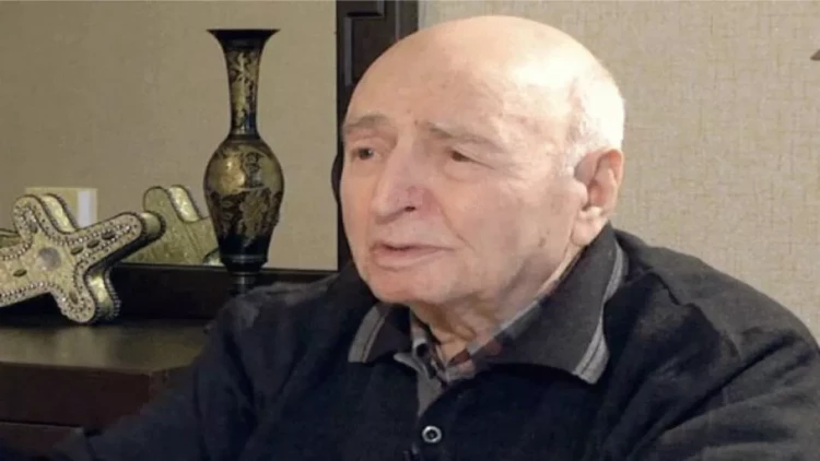 Yazıçı Vidadi Babanlı Qazaxda dəfn olunub - FOTOlar