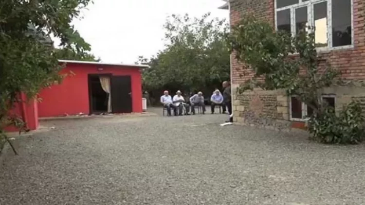 Qayın gəlini yatdığı yerdə mülkə görə qətlə yetiribmiş? - FOTO