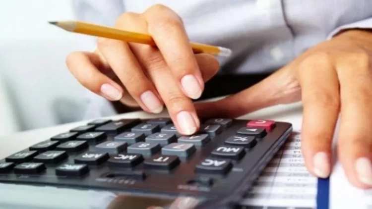 Borclarını qaytarmaq üçün başqasının əmlakını satmaq istədi