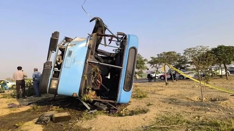 Zəvvarları daşıyan avtobus qəzaya düşdü - 4 ölü, xeyli yaralı var