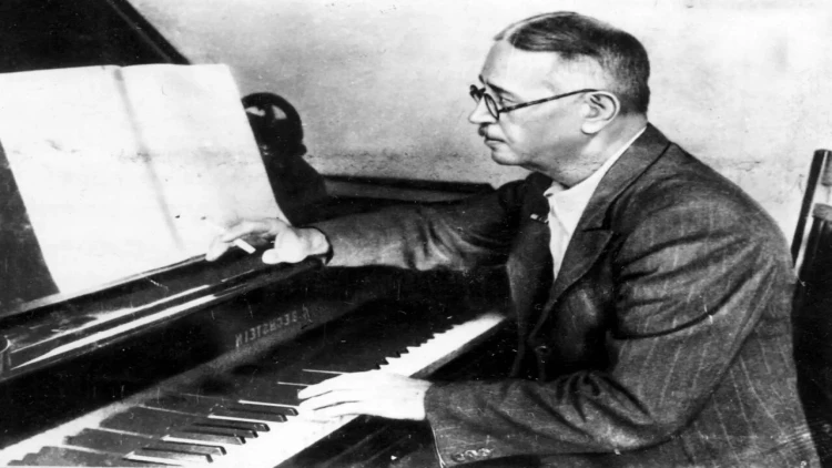 Üzeyir Hacıbəyov riyaziyyat kitabı da yazıbmış - FOTO