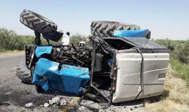 QAZ-31 traktorla toqquşdu: Ata və oğlu xəsarət aldı