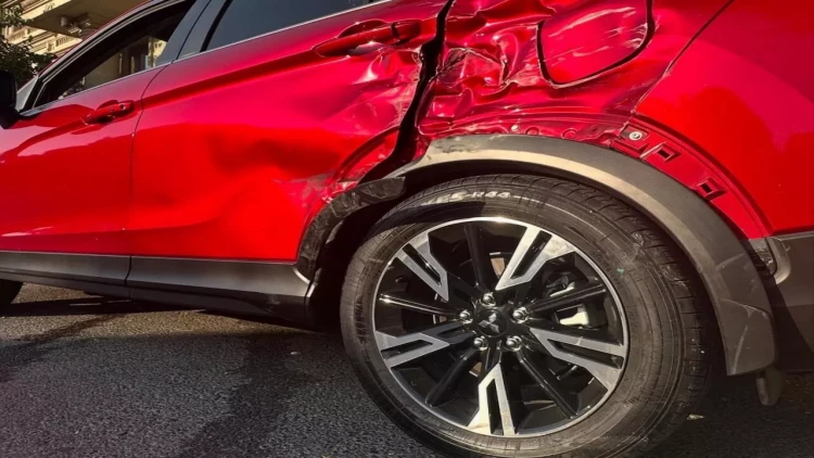 Aparıcı Vüsalə qəzaya düşdü - FOTO