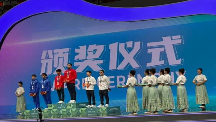 Gimnastımız gümüş medal qazandı