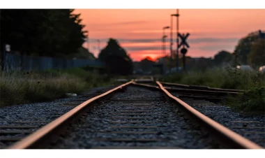 Bəzi reyslər ləğv edilir - Təmirə görə