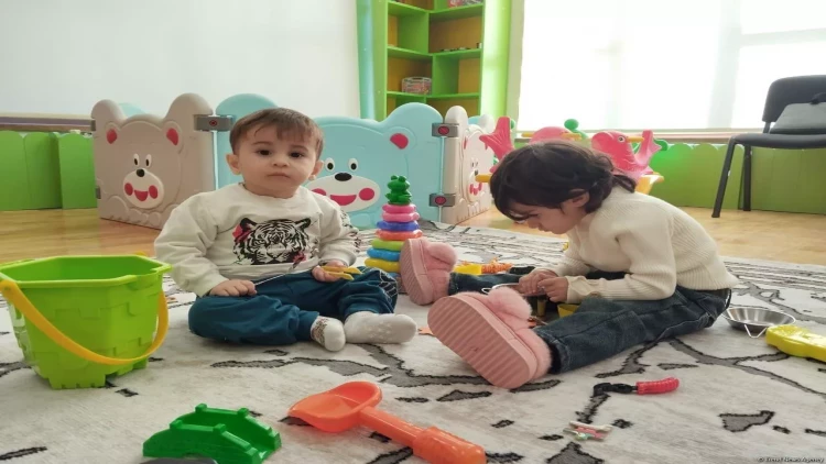 Bakı şəhəri üzrə neçə min uşaq məktəbəhazırlıq qruplarına qəbul edilib?