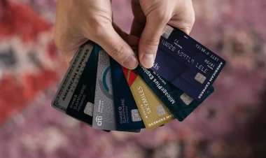 Maaşımızın 5 qatından çox kredit kartı ala bilməyəcəyik