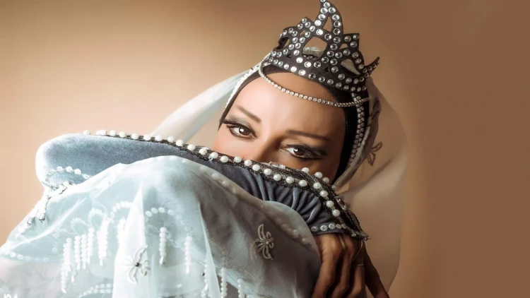 Təranə Muradova yubileyinə hazırlaşır - FOTO