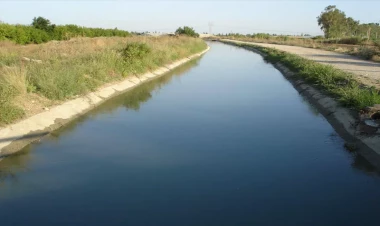 Çimmək istədilər, axına düşdülər