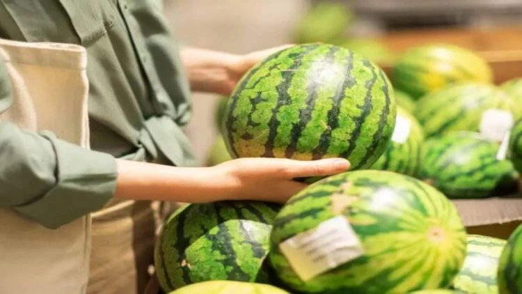 Bu saatlarda qarpız yemək olmaz