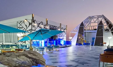 Bakıda məşhur restoranda parkinqə görə müştəridən 40 manat ödəniş alındı - FOTO