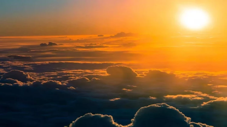 Günəşdə nə baş verir?