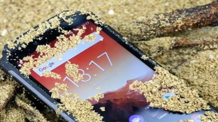 Su və dəniz macərası üçün ən yaxşı smartfonlar