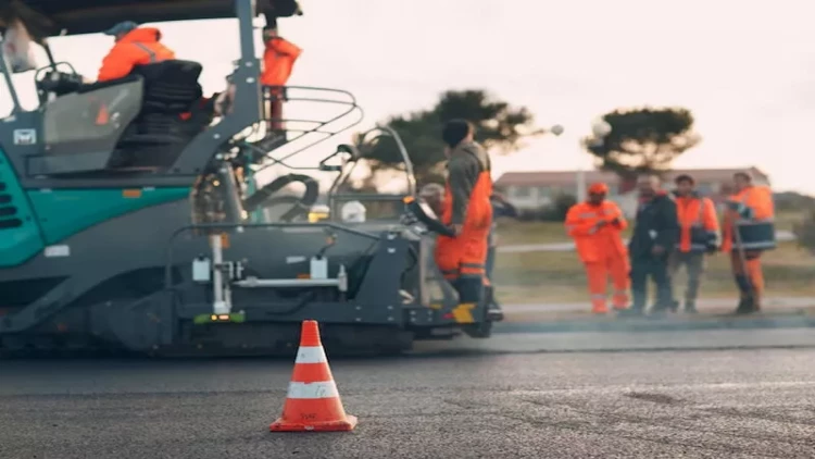 Kürdəmirdə avtomobil yollarının təmirinə 1,5 milyon manat ayrıldı