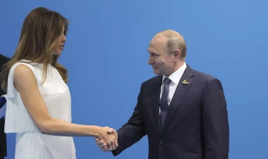 Tramp: “Arvadım Putinə qarşı rəğbət bəsləyir”