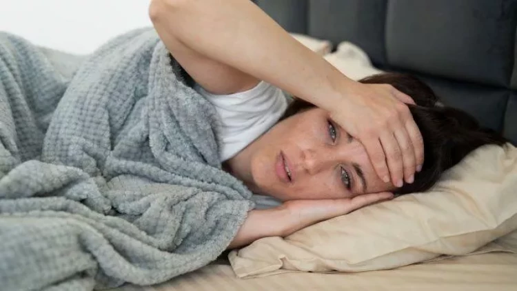 30 gün gec yatdıqda bədəninizdə nələr baş verir?