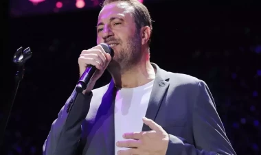 Məşhur türkiyəli müğənniyə ağır İTKİ - FOTO