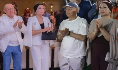 Kəmaləddin Heydərov festivalı xanımı ilə izlədi - FOTOlar