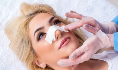 Kimlər yayda plastik əməliyyatdan imtina etməlidir? - Həkim açıqladı